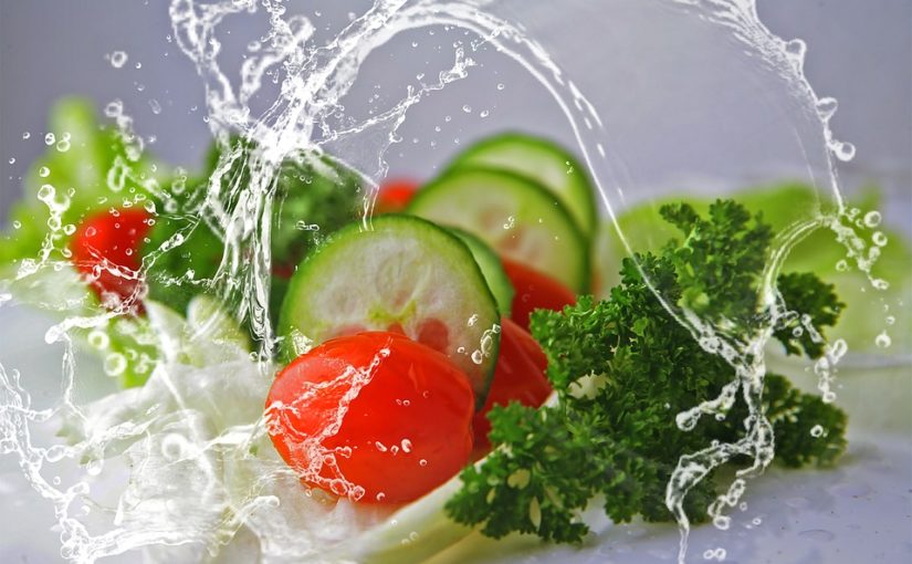 Metode eficiente pentru spalat fructele si legumele